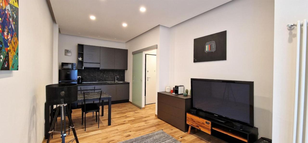 Hosts 21 Apartment Turin Bagian luar foto
